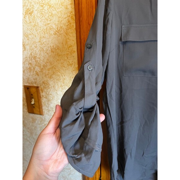 NWT Express Women's Zip Up V Neck Long Sleeve Chiffon Blouse Top - Picture 3 of 4